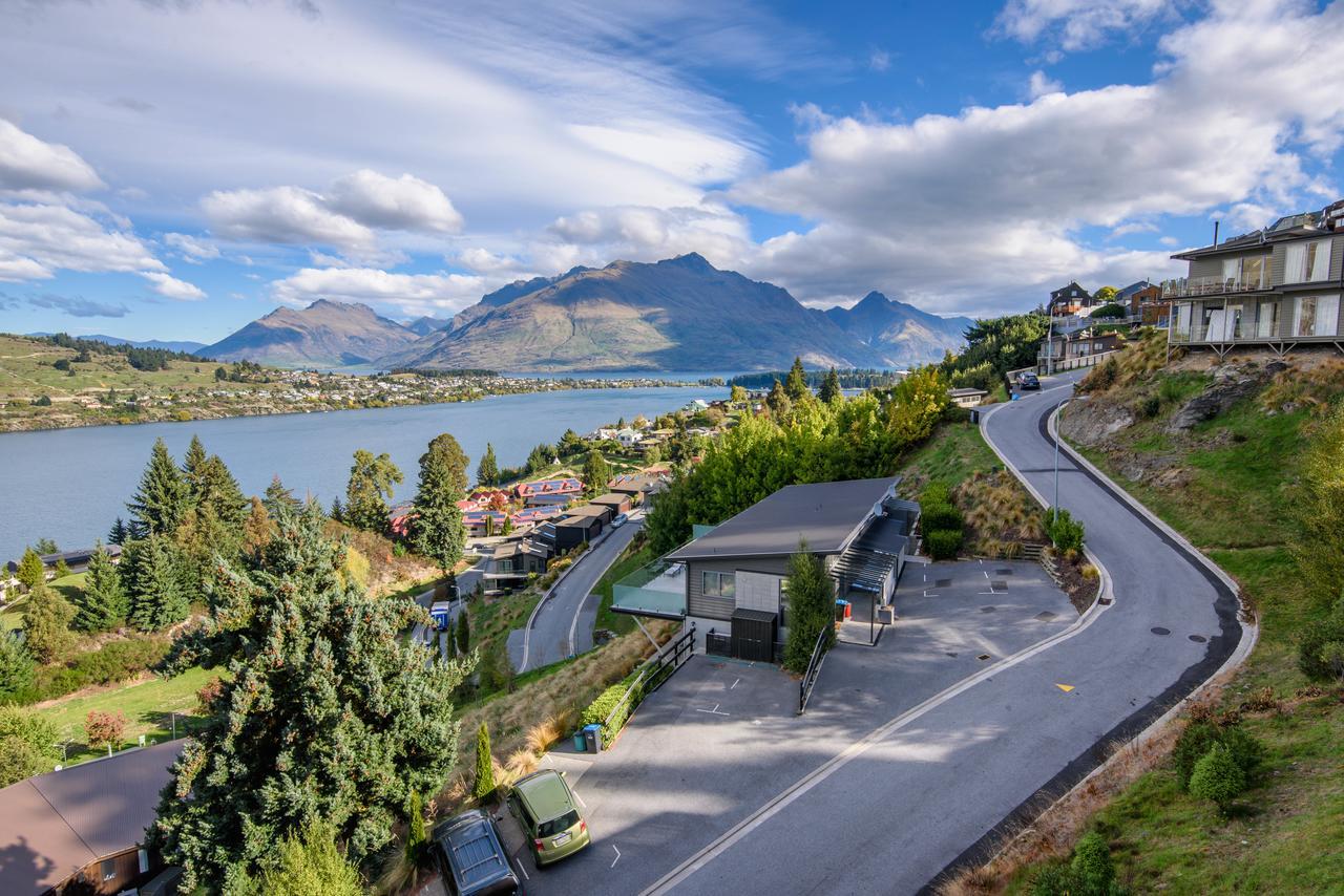 Contemporary Hilltop Abode Queenstown Exteriör bild