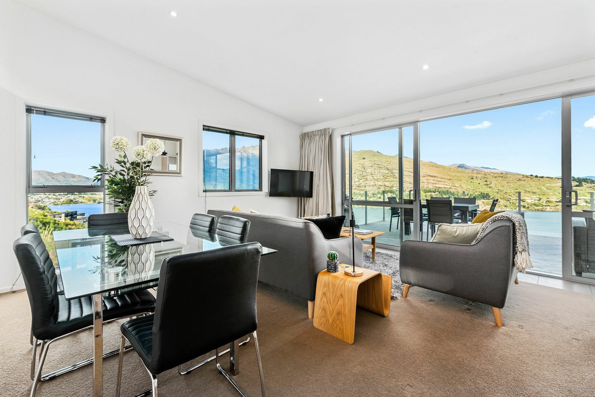Contemporary Hilltop Abode Queenstown Exteriör bild